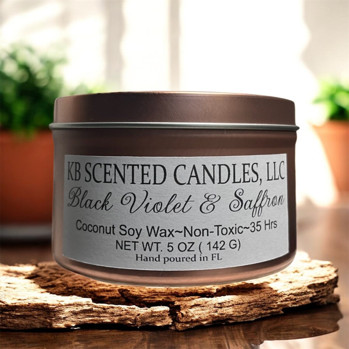 5oz Black Violet Saffron candle