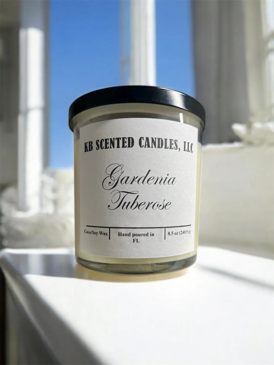 8.5oz Gardenia Tuberose candle